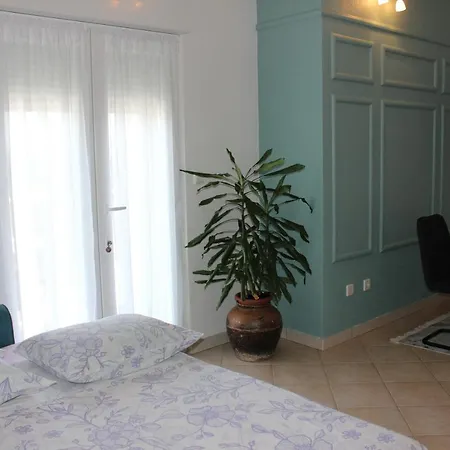 Julie Apartament